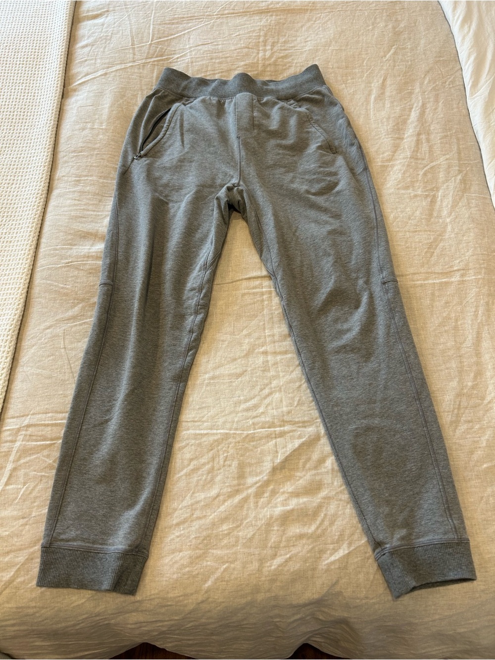 lululemon athletica Men's Gray Jogger Sweatpants